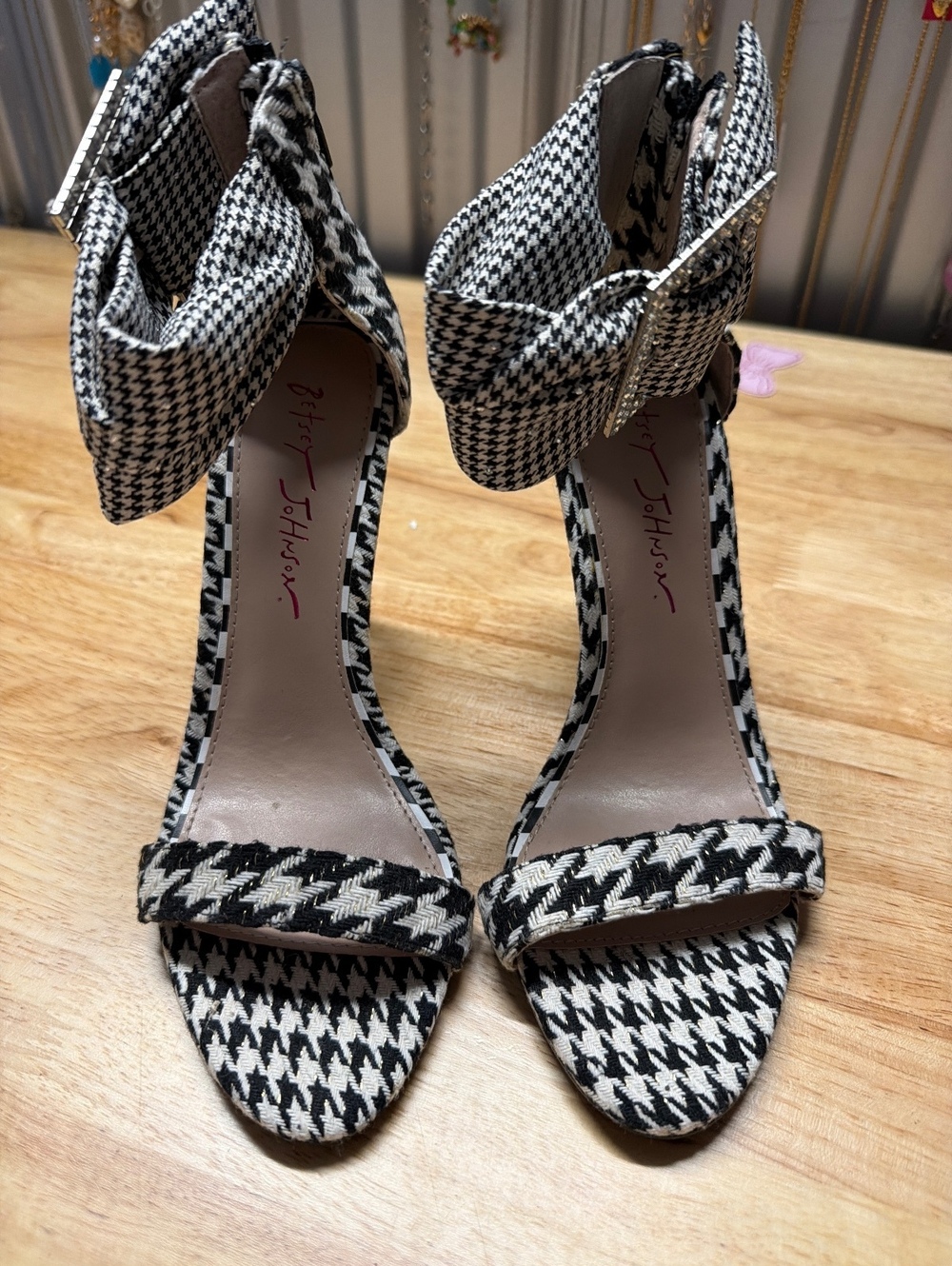 Betsey Johnson Houndstooth Ankle Strap High Heel Sandals with Rhinestone 7.5